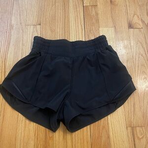 Lululemon Hottie Hot Shorts (Size 4)
